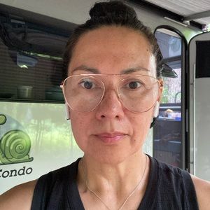 Meet your Posher, Carmela